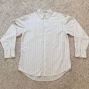 Geoffrey Beene Men’s button-down shirt w/ black & khaki woven pattern -size M